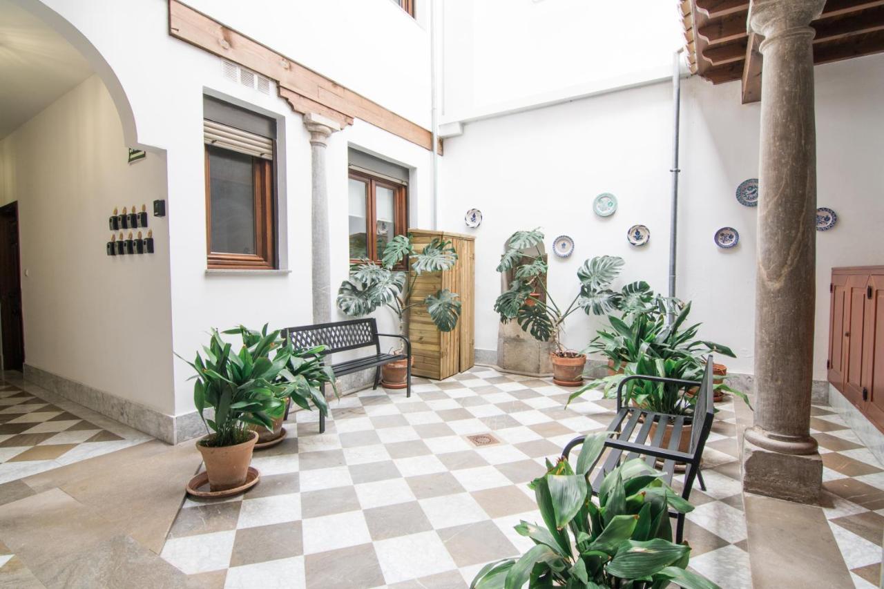 Tuguest Plaza De Gracia Apartment Granada Ngoại thất bức ảnh
